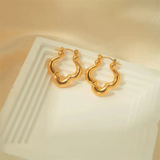 Elegant Fashion Gold Hoop Earrings E357