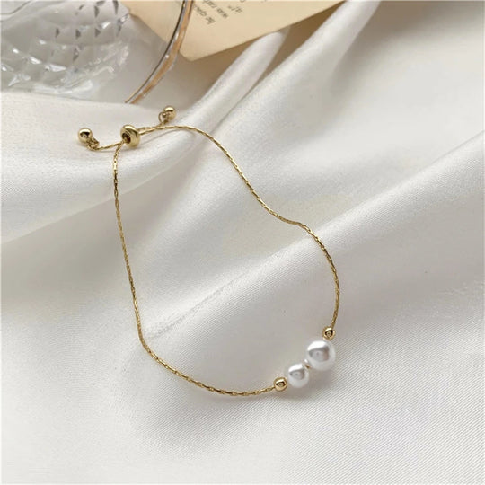 Minimalist Pearl and Gold Beaded Bracelet SAB682