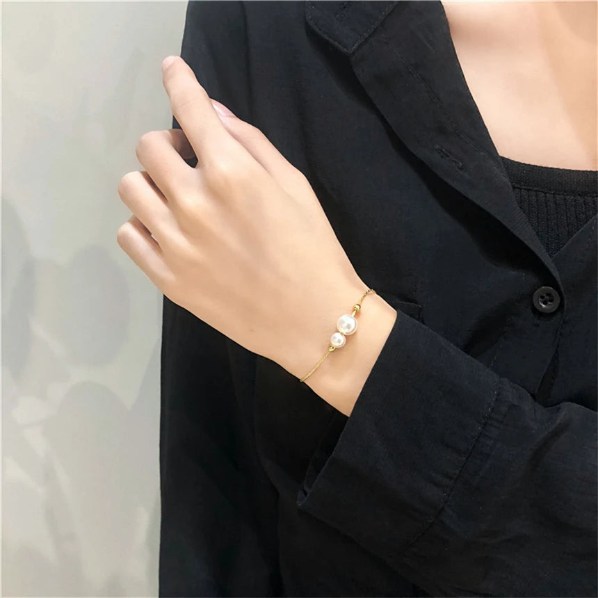 Minimalist Pearl and Gold Beaded Bracelet SAB682
