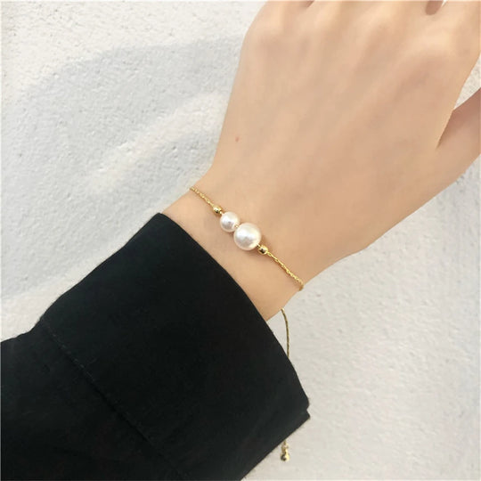 Minimalist Pearl and Gold Beaded Bracelet SAB682