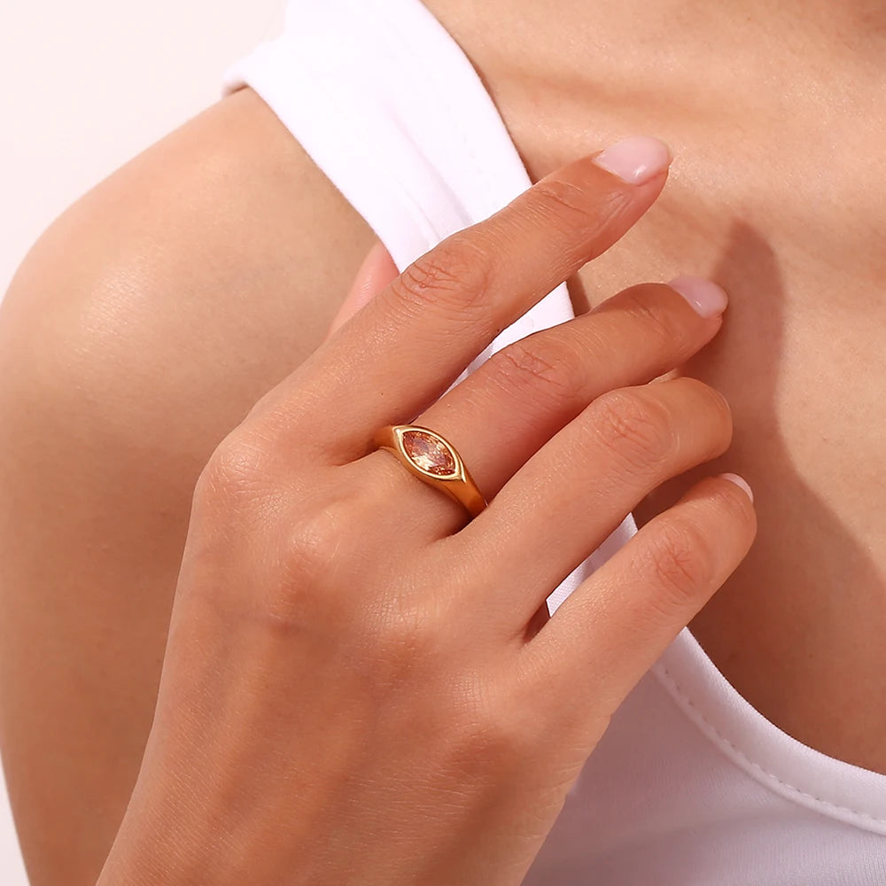 Classic 18k Gold Plated Horse Eye Champagne Zircon Ring R4969