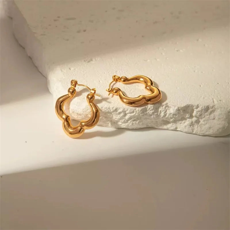 Elegant Fashion Gold Hoop Earrings E357