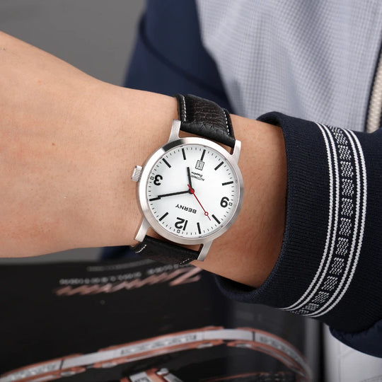 Premium Classic Automatic Mechanical Watch – 40mm Leather Strap AM038M