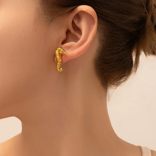 Classic Elegant Gold Zircon Stud Earrings E314