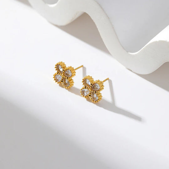 Minimalist Flower Zircon Stud Earrings E344