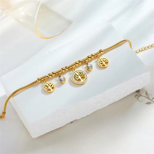 Elegant Gold Charm Bracelet with Crystal Accents B1011